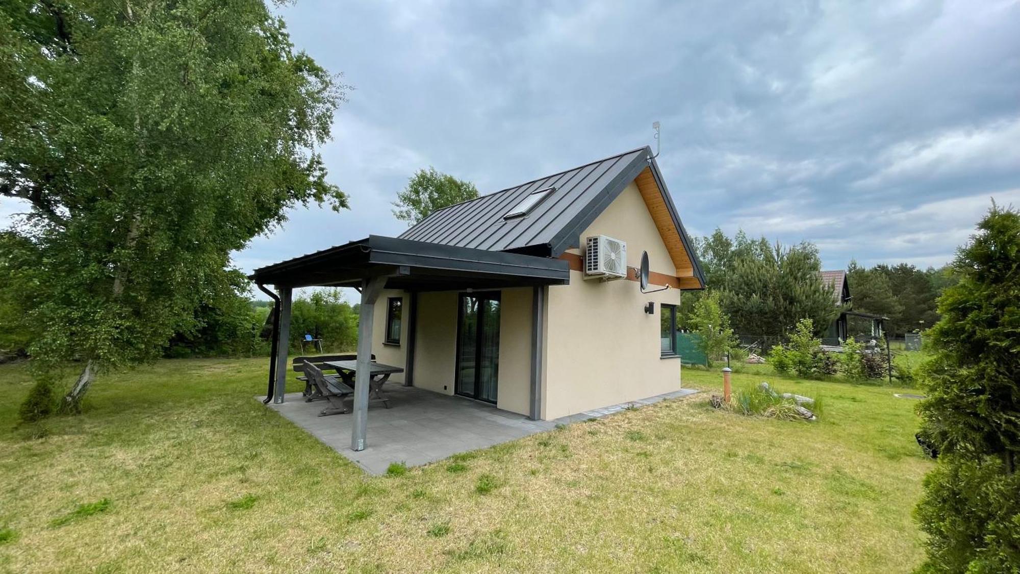 Domki Pod Debami Choczewo Exteriör bild
