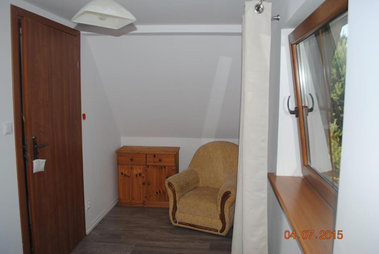 Domki Pod Debami Choczewo Exteriör bild